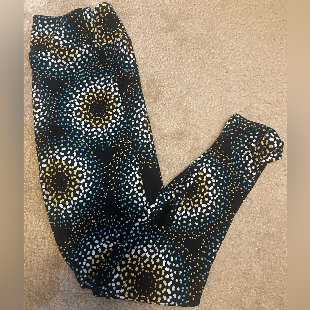 LuLaRoe Black with colorful design Leggings size tween